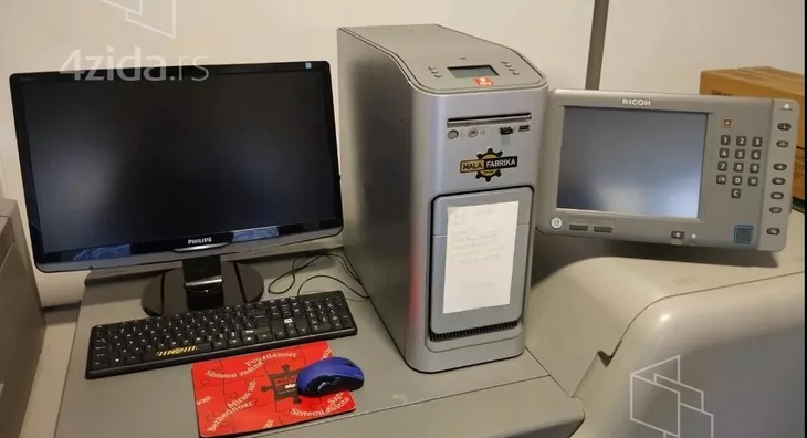 Poslovni prostor | 4zida