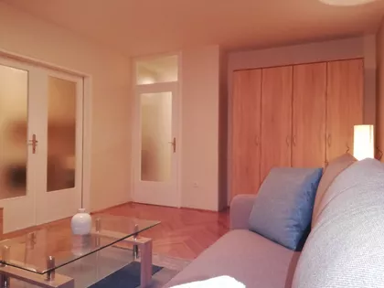 Nade Dimić 19 | 4zida.rs