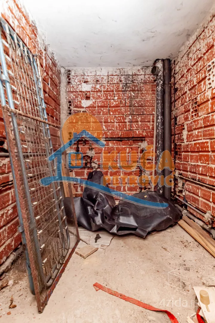 3-etažna kuća | 4zida