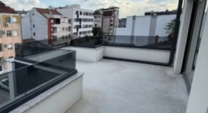 Šestosoban stan | 4zida