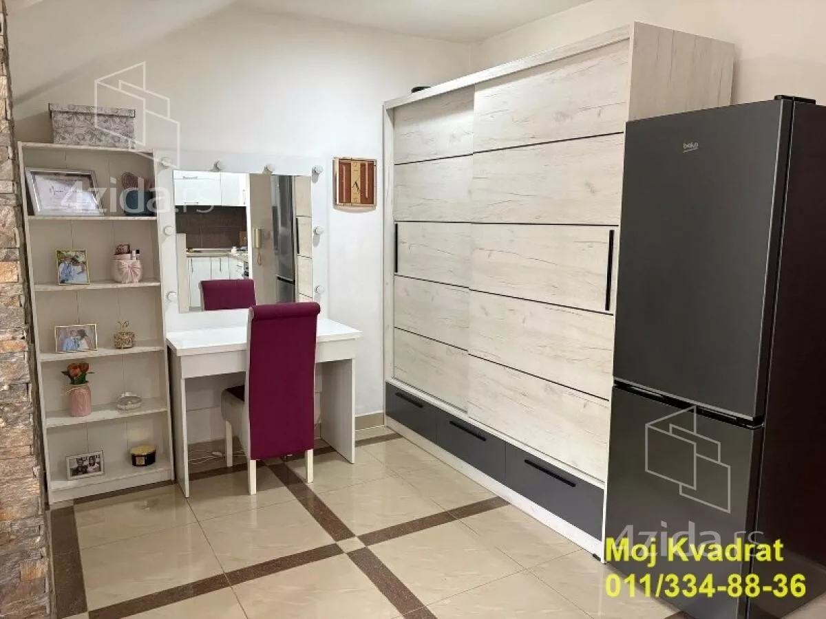 Jednoiposoban stan | 4zida