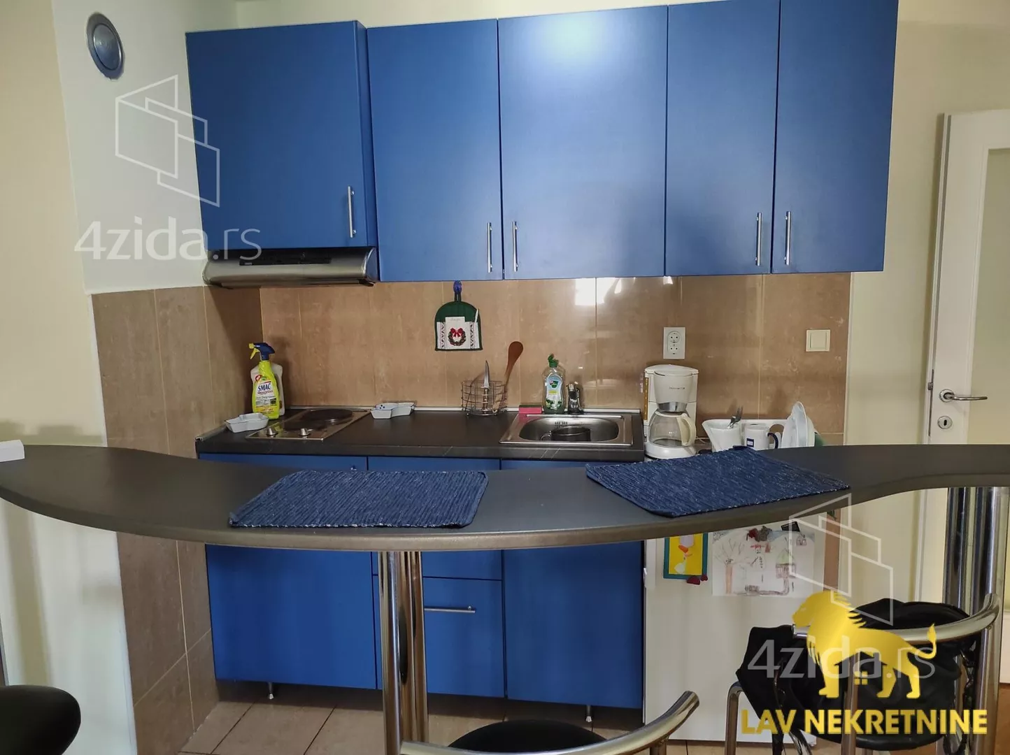 Jednoiposoban stan | 4zida