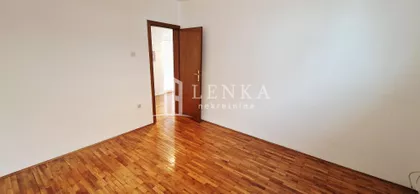 Učiteljska | 4zida.rs