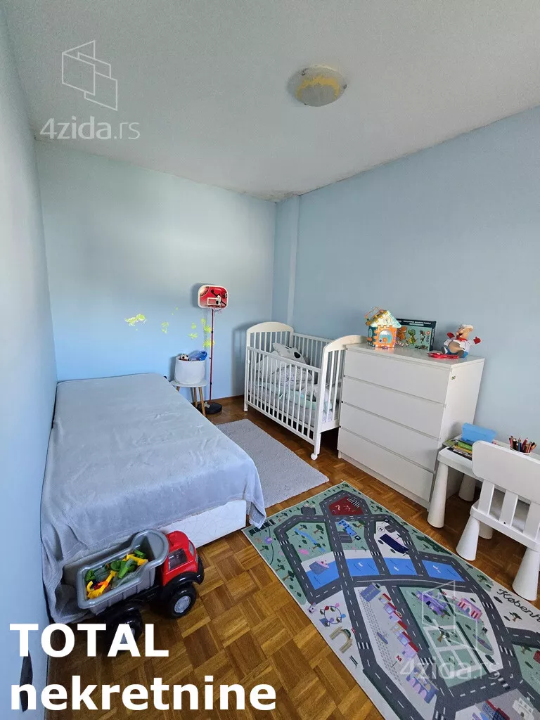 Četvorosoban stan | 4zida