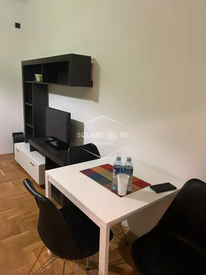 Vojvode Vlahovića | 4zida.rs