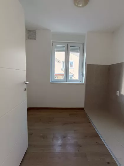 Rentgenova 17 | 4zida.rs