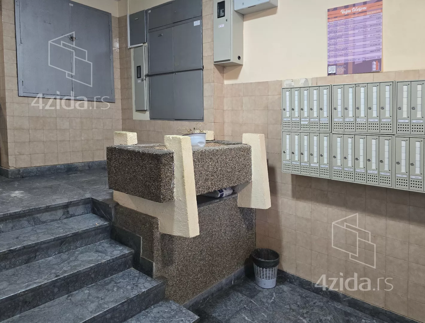 Trosoban stan | 4zida