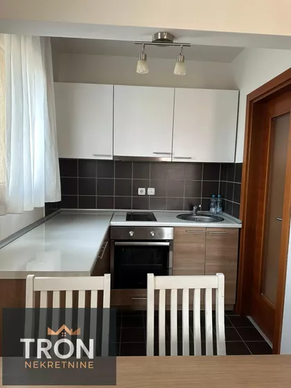 Nemanjina | 4zida.rs