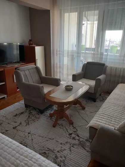 Trg Kralja Petra Prvog Oslobodioca | 4zida.rs