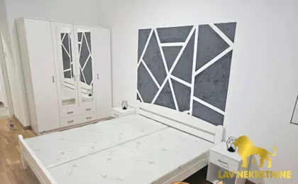 RUMENAČKI PUT | 4zida.rs