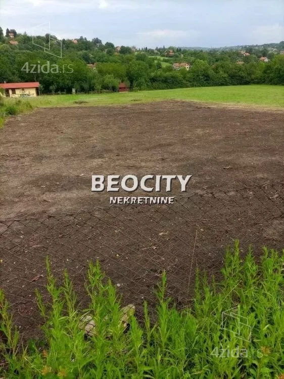 Plac | 4zida