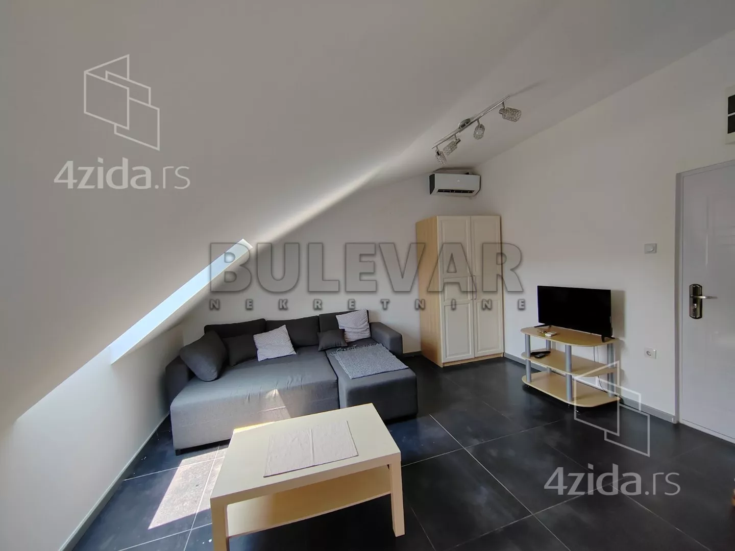 Jednosoban stan | 4zida