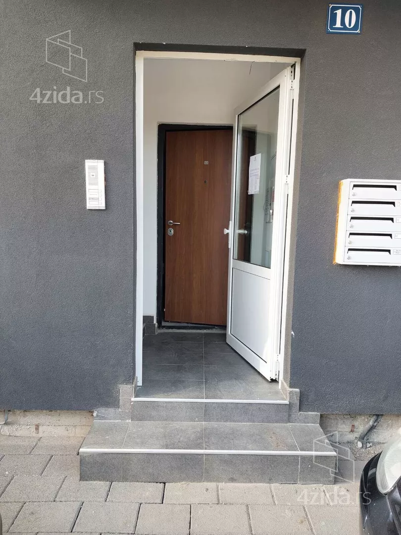 Garsonjera | 4zida