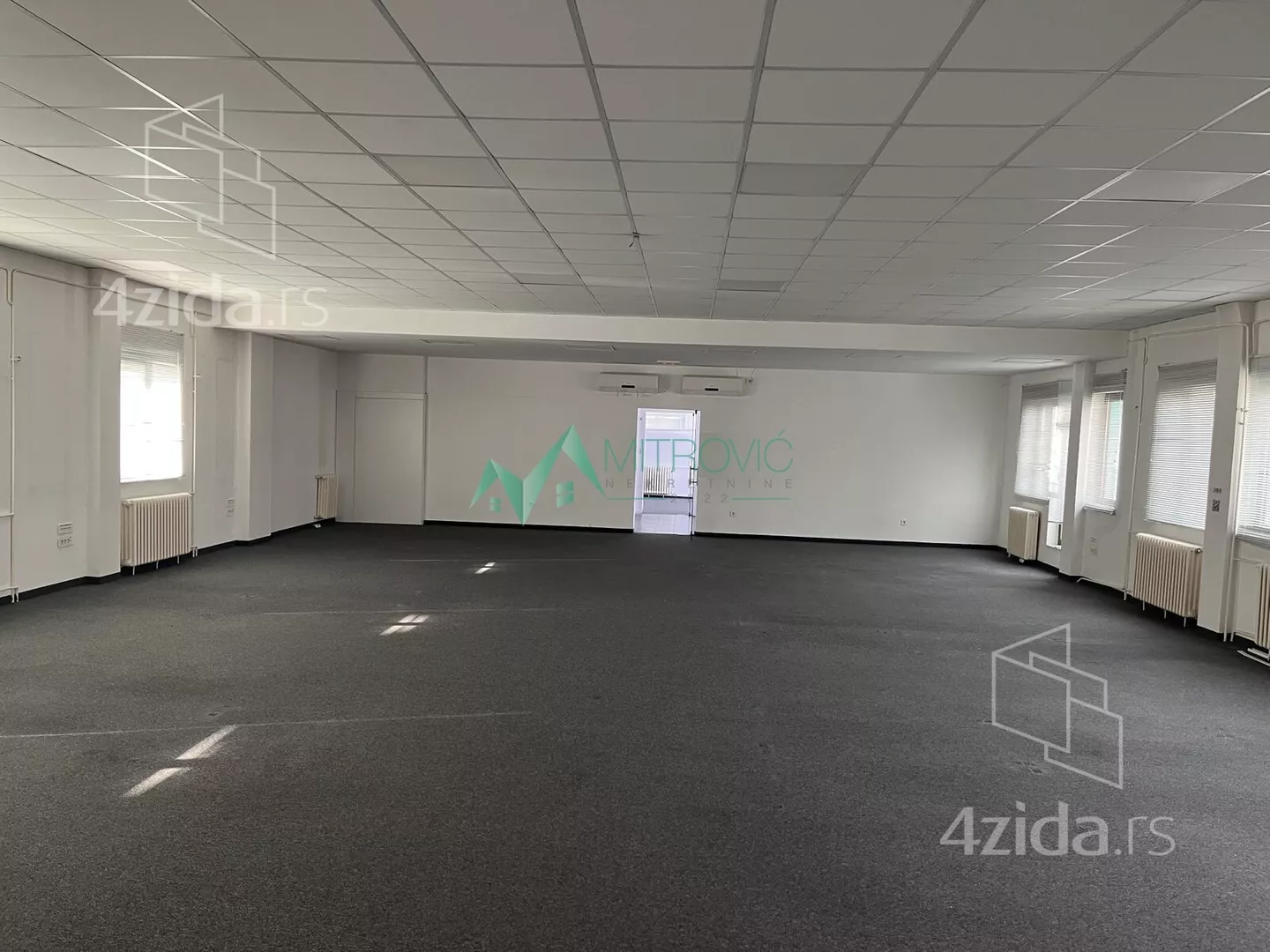 Poslovni prostor | 4zida
