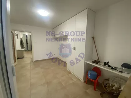 Iva Ćipika | 4zida.rs