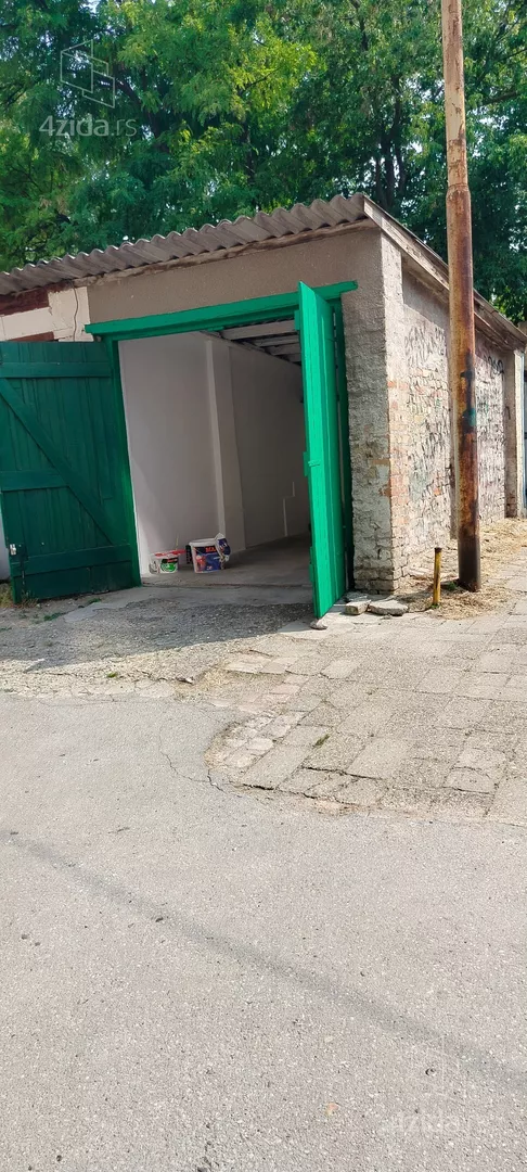 Garaža | 4zida