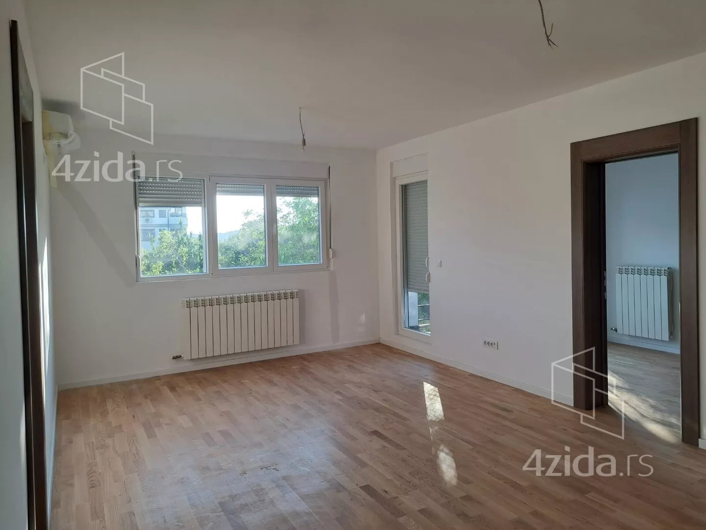 Troiposoban stan | 4zida