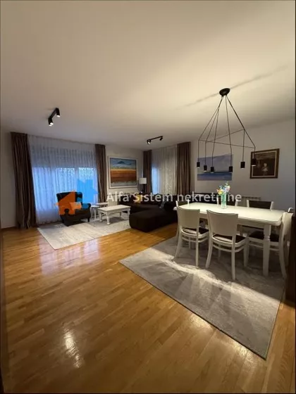 Lekino Brdo | 4zida.rs