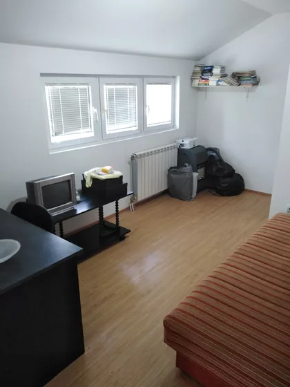 Trnavska 13/7 | 4zida.rs