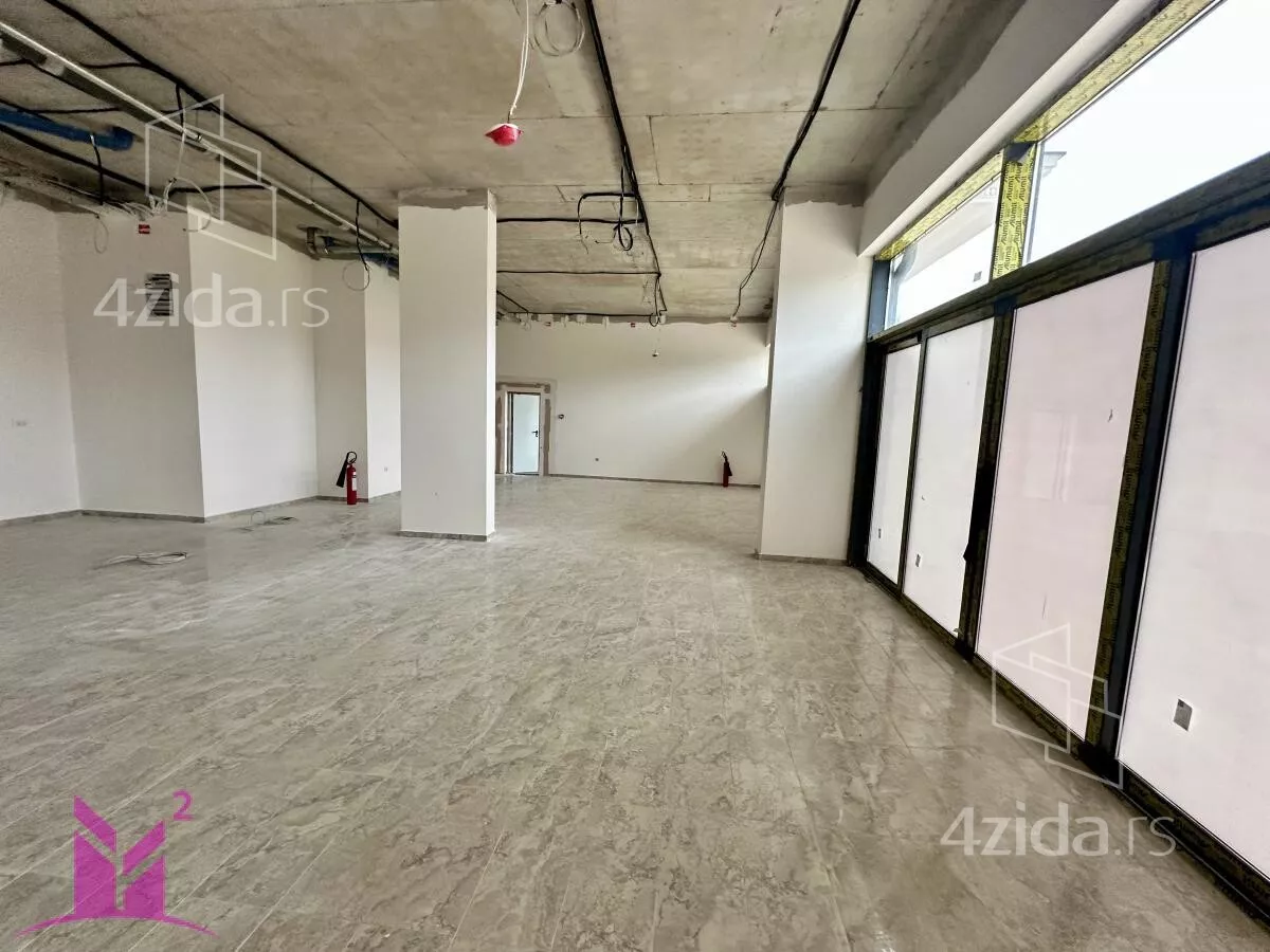 Poslovni prostor | 4zida