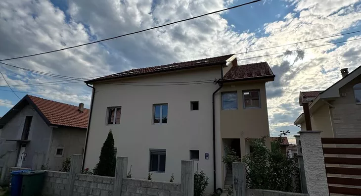 Četvoroiposoban stan | 4zida