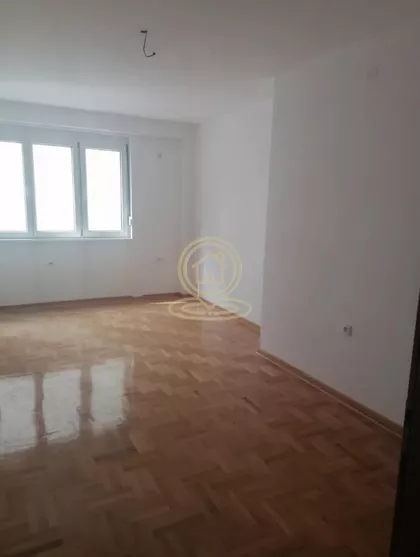 Gradska Bolnica | 4zida.rs