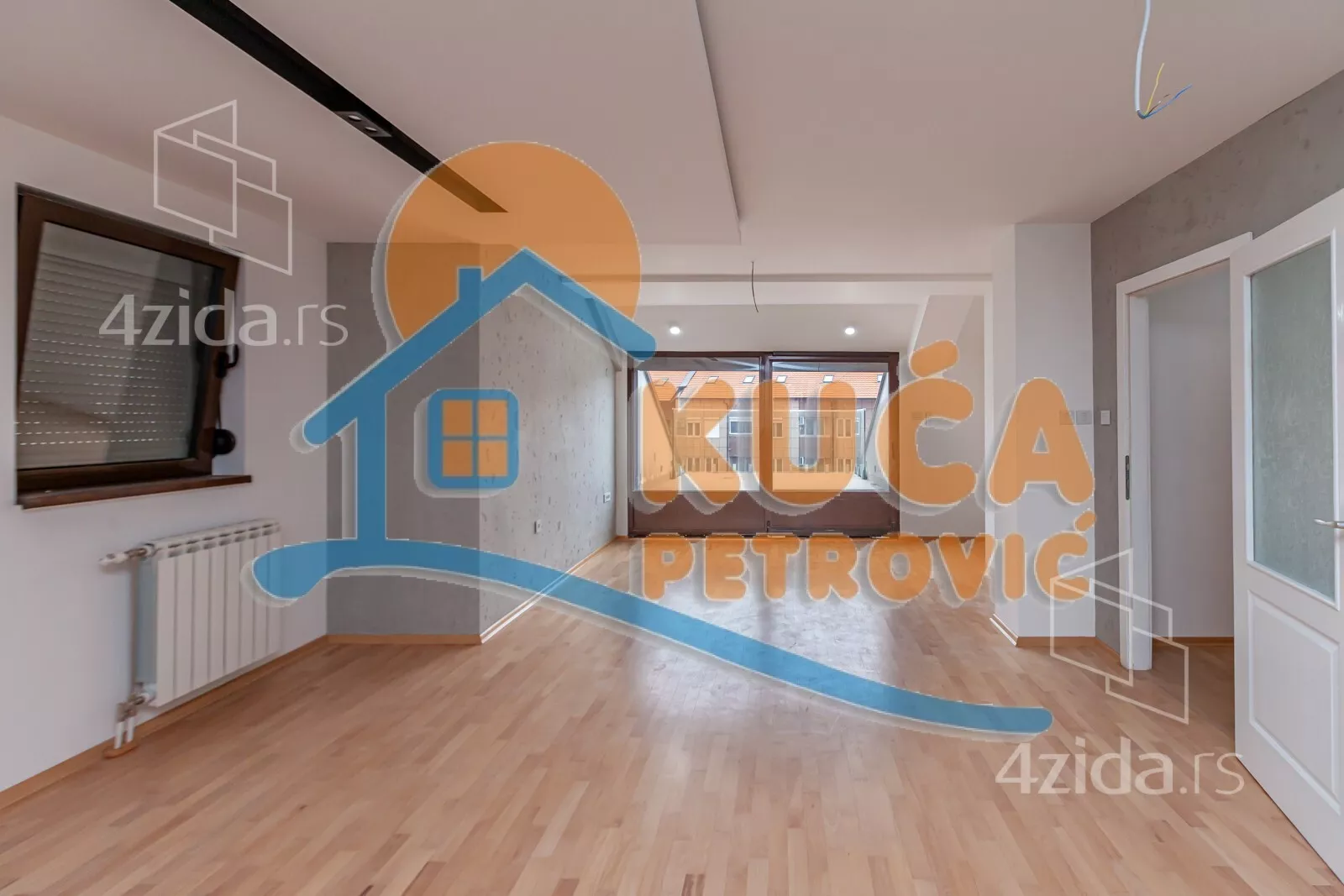 Četvorosoban stan | 4zida