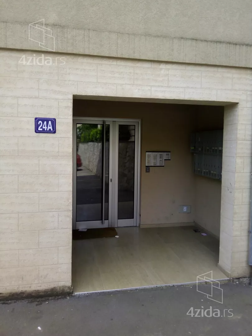 Garsonjera | 4zida