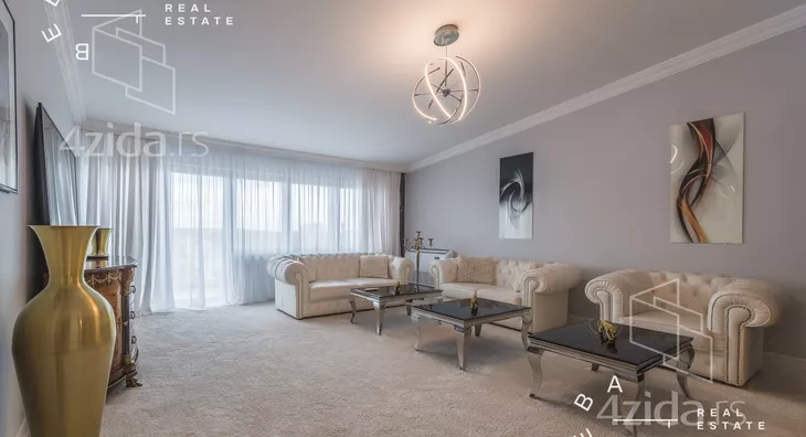 Šestosoban stan | 4zida