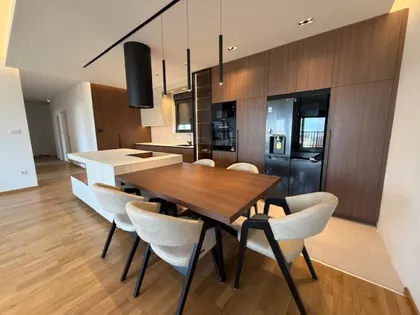 Karpoševa | 4zida.rs