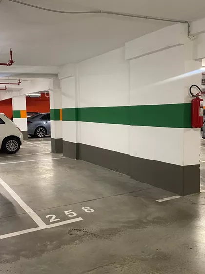 Zadužbinska | 4zida.rs