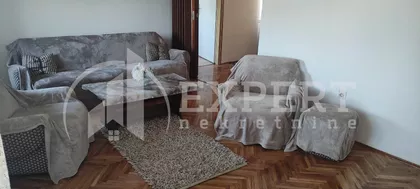 Trg 14. oktobra | 4zida.rs