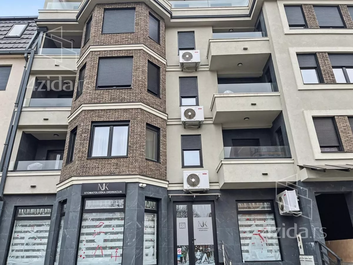 Četvorosoban stan | 4zida