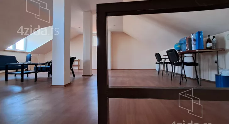 4-etažna kuća | 4zida