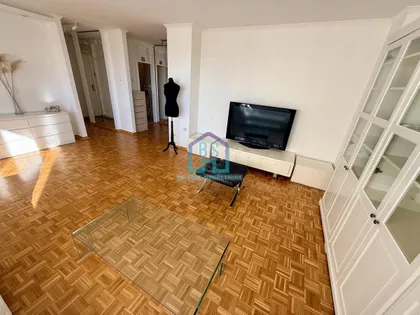 Bulevar Oslobođenja | 4zida.rs