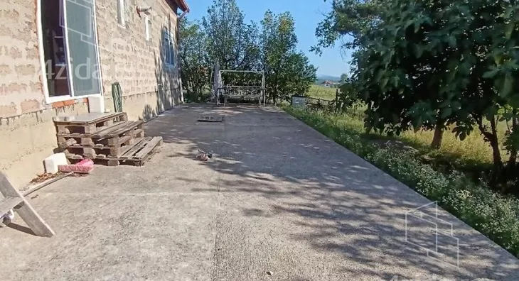 Plac | 4zida