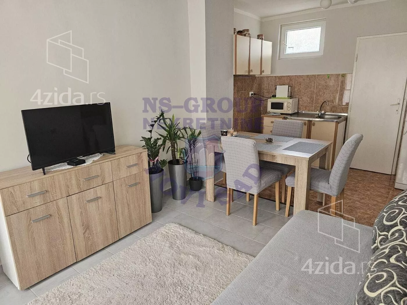 Dvoiposoban stan | 4zida