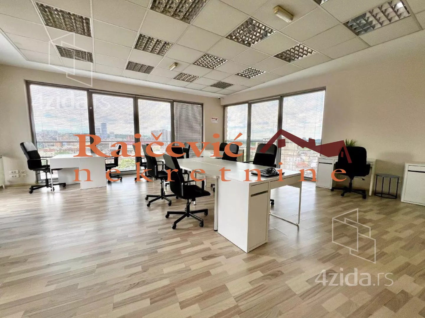 Poslovni prostor | 4zida