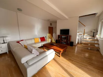 Stari Grad | 4zida.rs