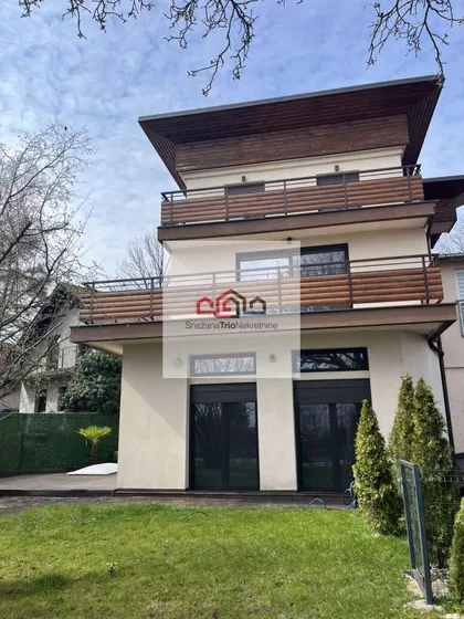 Sremska Kamenica | 4zida.rs