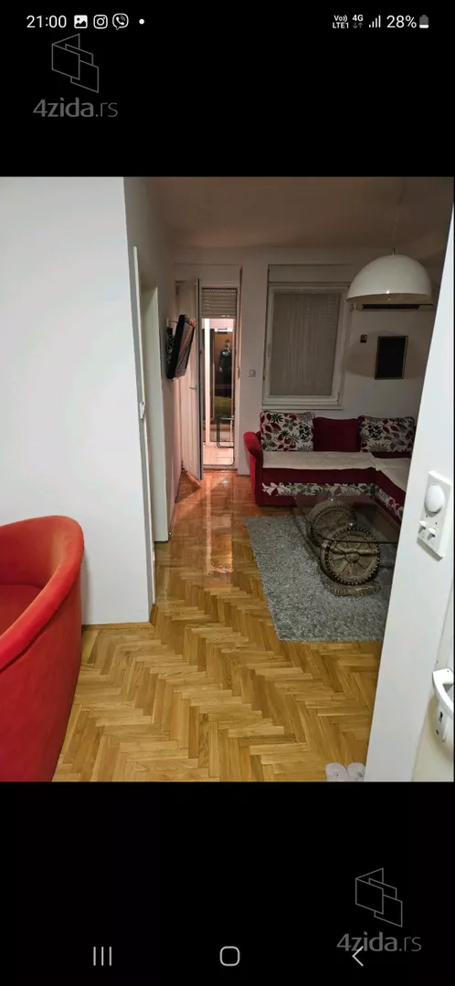 Jednoiposoban stan | 4zida