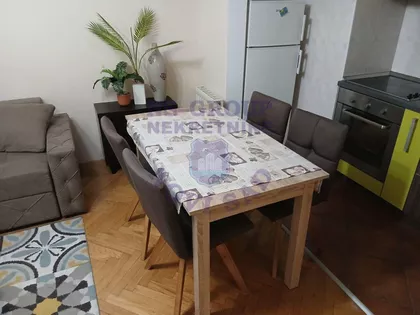 Cara Dušana | 4zida.rs