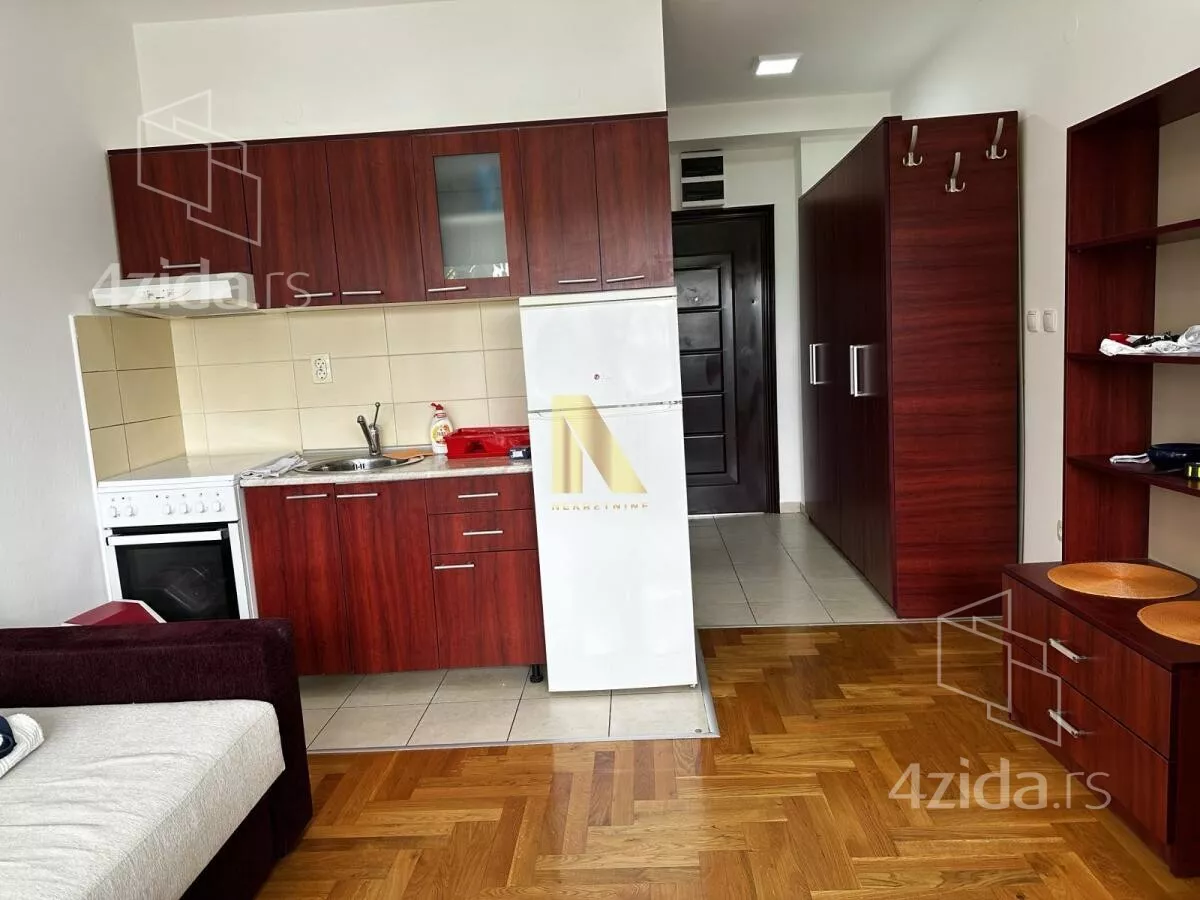 Garsonjera | 4zida