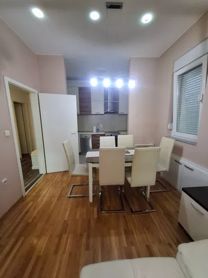 Orlovićeva 47 | 4zida.rs