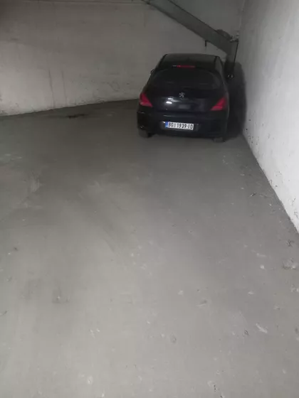 Južni Bulevar | 4zida.rs