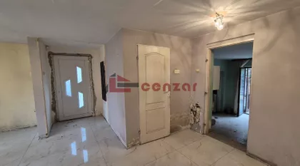 Makova Sedmica | 4zida.rs