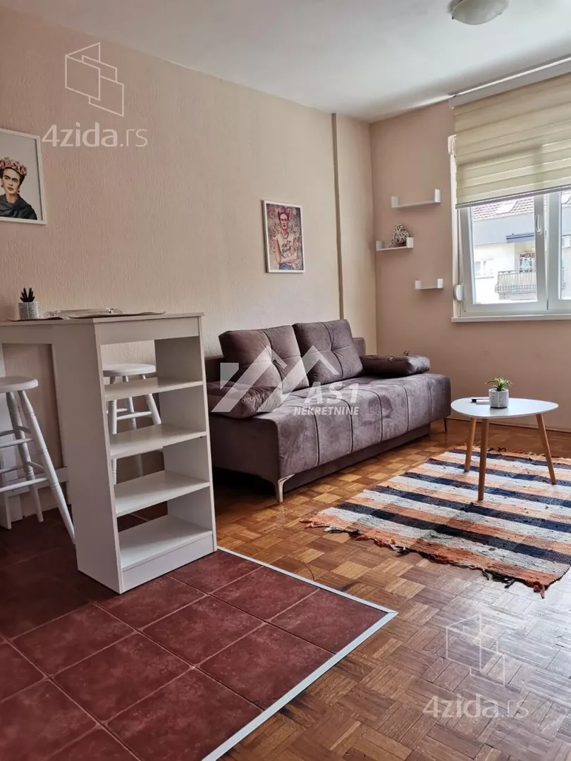 Garsonjera | 4zida