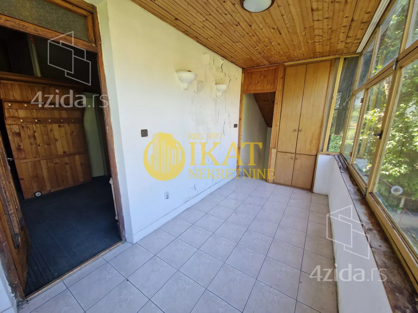 3-etažna kuća | 4zida