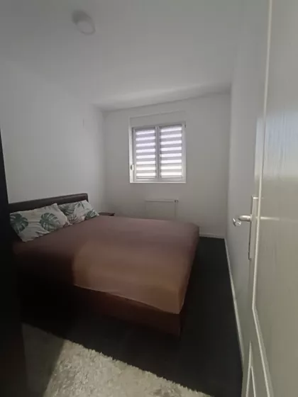 Braće Dirak bb | 4zida.rs