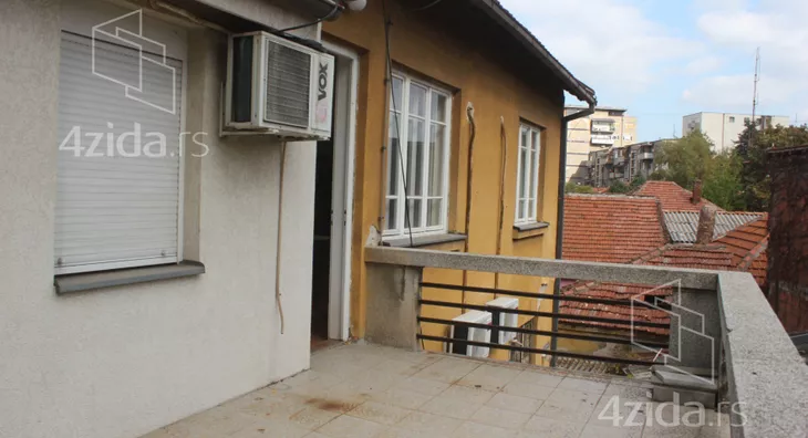 4-etažna kuća | 4zida